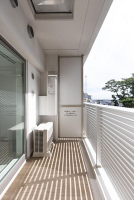 パークアクシス市川のバルコニー