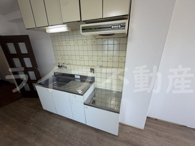 ウエンズ緑橋のキッチン