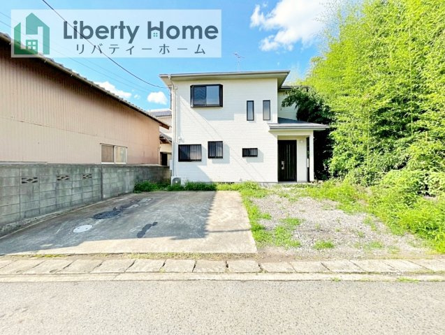 取手市寺田1期　中古戸建の駐車場