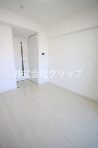Le'a横濱ヴィヴァーチェの洋室