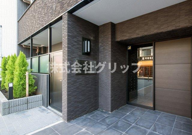 Le'a横濱ヴィヴァーチェのエントランス
