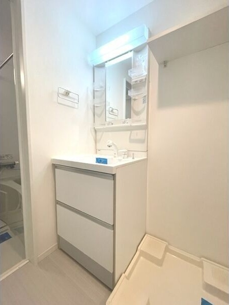 スパジオ フェリーチェの独立洗面台