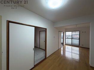 ドムール宝塚の居間