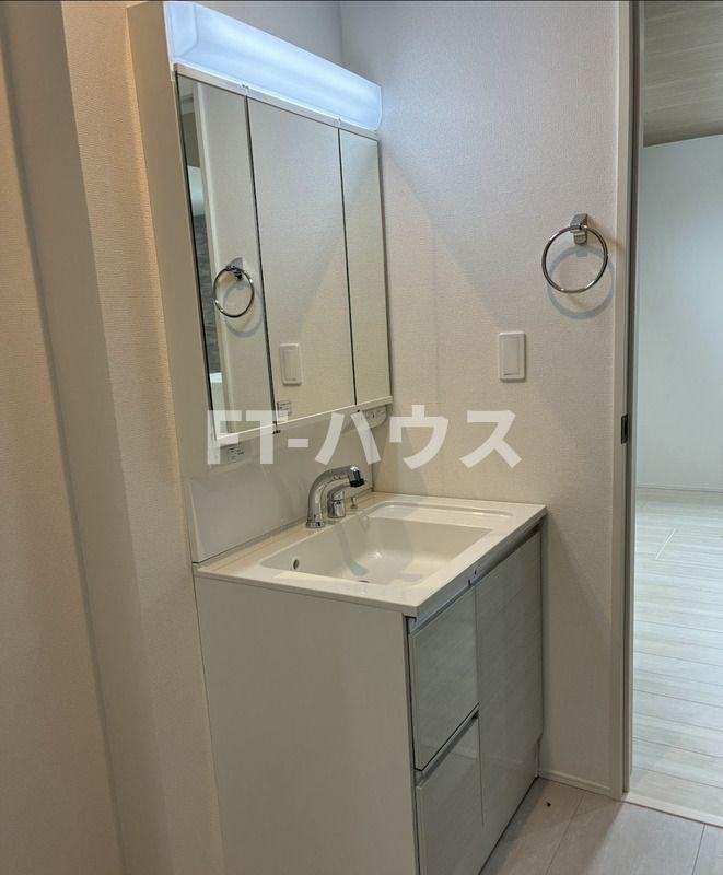 船橋市大穴北4丁目Ⅱ戸建の洗面所
