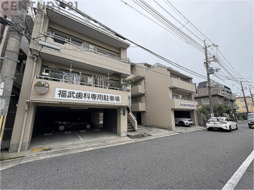 敷地内に駐車場あります♪