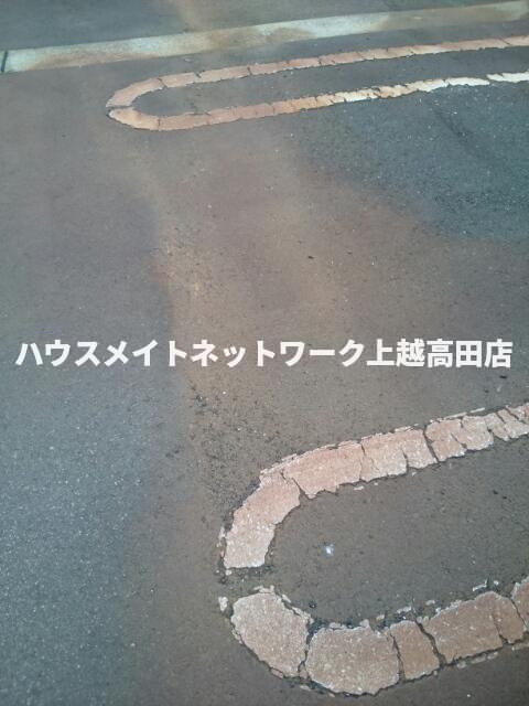 フォーピュア　南城の駐車場|消雪付駐車場