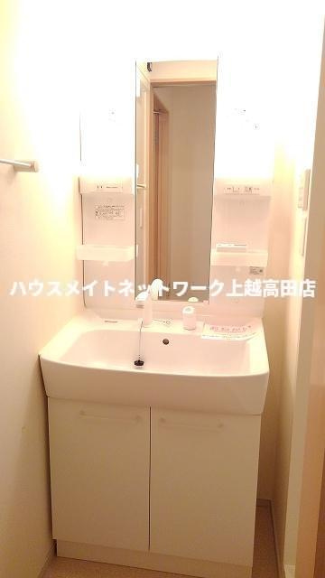 フォーピュア　南城の洗面所|洗髪洗面化粧台