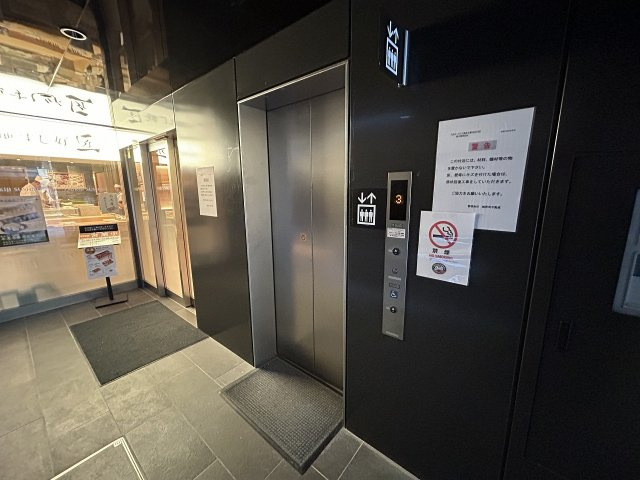 THE　V-CITY麻布十番　CENTREのエントランス