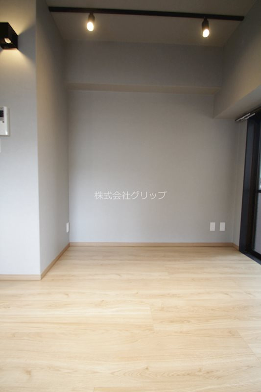 スカイノブレ川崎柳町の洋室