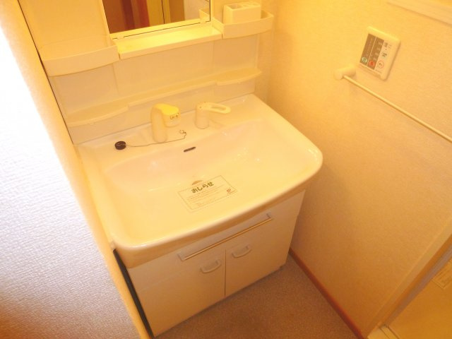 洗髪洗面化粧台付き♪