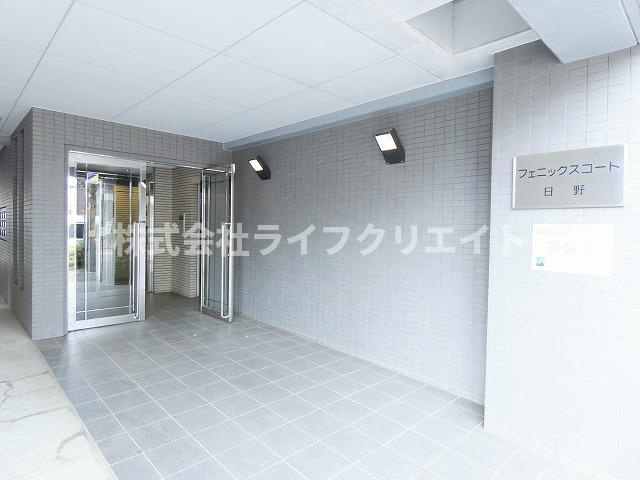 フェニックスコート日野のエントランス