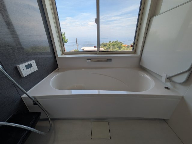 熱海市網代　網代から望む素敵な景色の浴室
