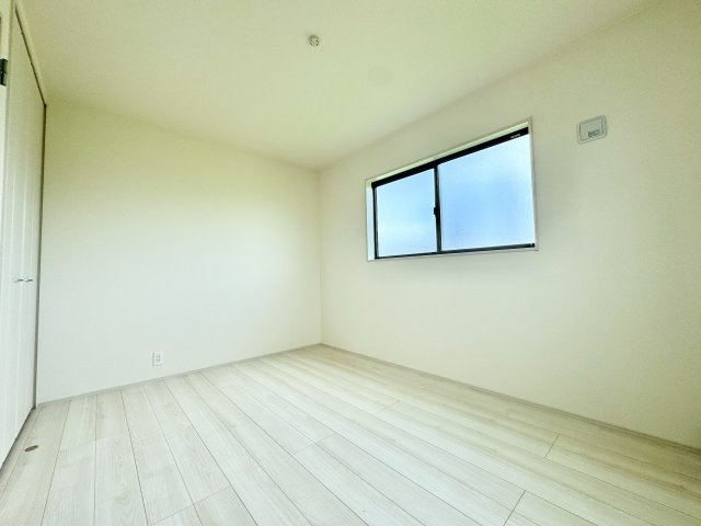 市川市中国分５丁目の洋室|建築施工例