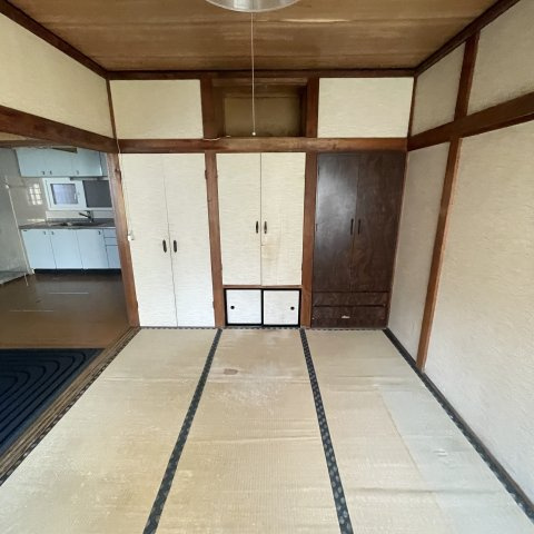 室蘭市東町5丁目28-10戸建の和室