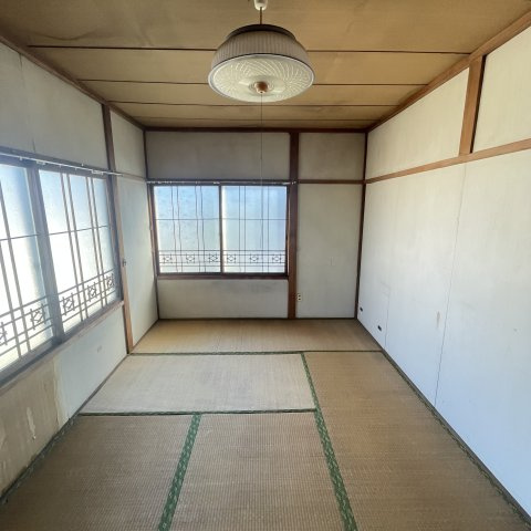室蘭市東町5丁目28-10戸建の和室