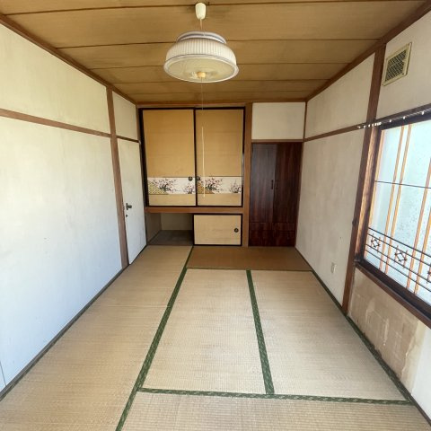 室蘭市東町5丁目28-10戸建の和室