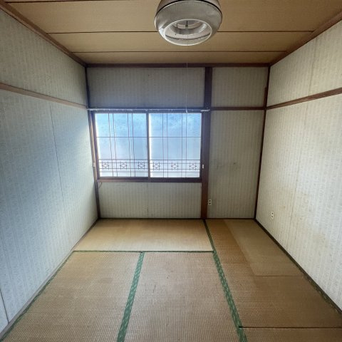 室蘭市東町5丁目28-10戸建の和室