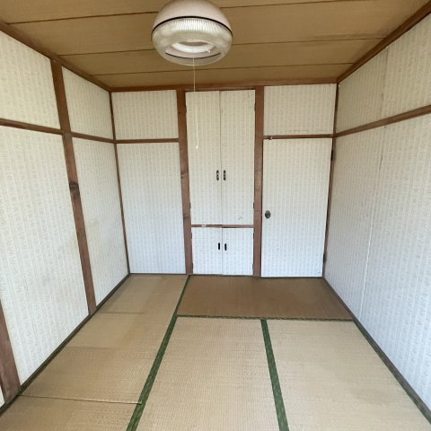 室蘭市東町5丁目28-10戸建の和室