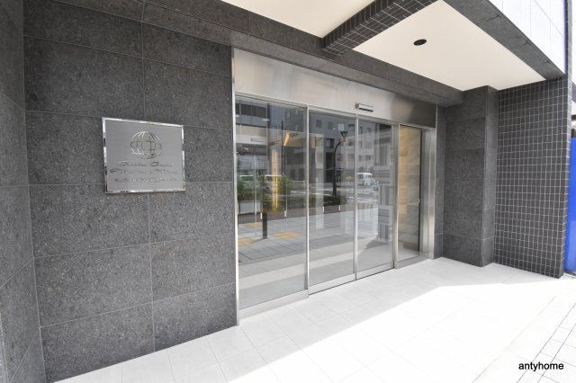 ジュネーゼグラン福島ミラージュ　仲介手数料無料のエントランス