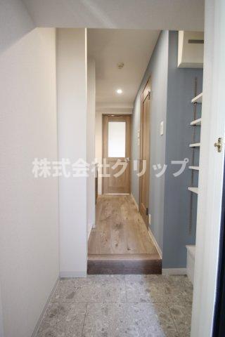 ピュアシティ横浜5の玄関