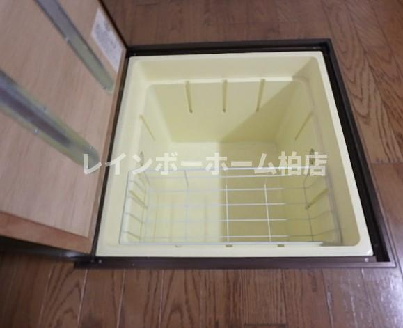 特典：仲介手数料が無料です!!の収納|床下収納です