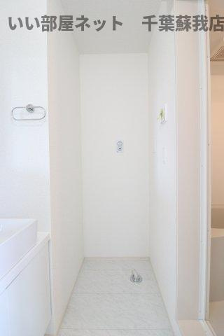 ナリトモ赤井Ａの洗面所|スペースが確保できる洗面所です