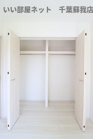 ナリトモ赤井Ａの収納|たっぷりとした収納スペースです