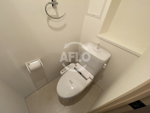 クレグラン北梅田のトイレ|クレグラン北梅田　温水洗浄便座