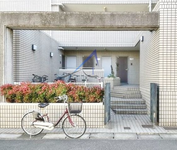 大成ルームズのエントランス|エントランスです。