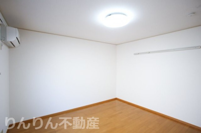 【洋室】 | ゆとりあ弐番館 | 個人の部屋や寝室として使える洋室です