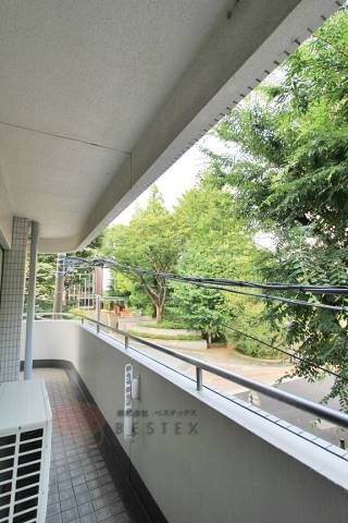 ラ・ネージュ小石川のバルコニー