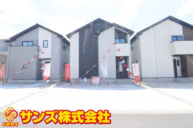 郡山市富久山町福原字町田　　　  3号棟　　　明健小学校、明健中学区　の外観|北側から見た駐車場を含む外観♪