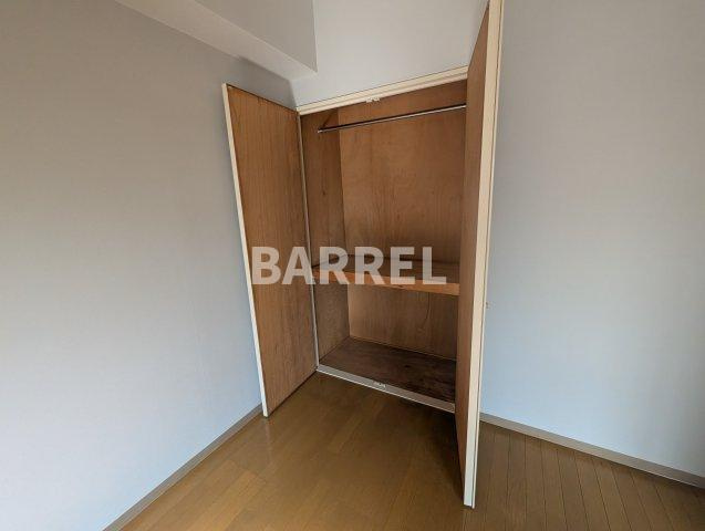 エル三津屋の収納