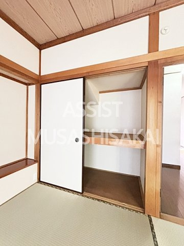 東町貸家の収納