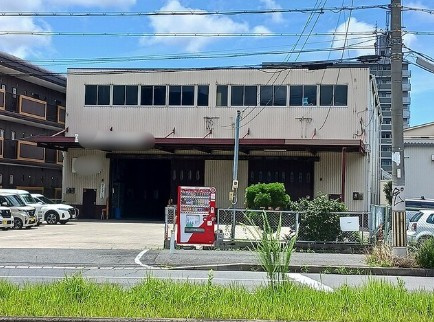 東大阪市吉田本町　貸倉庫