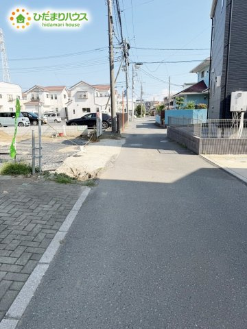 野田市中根5期　新築戸建　1号棟の前面道路含む現地写真|接道：南西側約4m公道