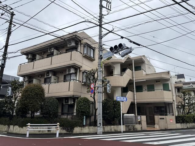 パーク・エッヂ城山