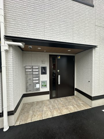 GRAND D-ROOM 花園のエントランス