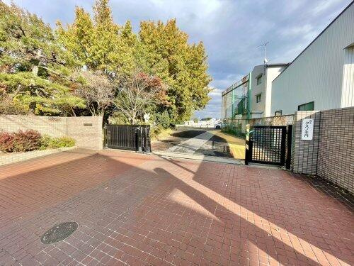 【前面道路含む現地写真】の画像
