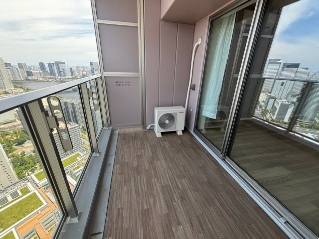 約13.1㎡もある、最大奥行き2.0ｍのバルコニー