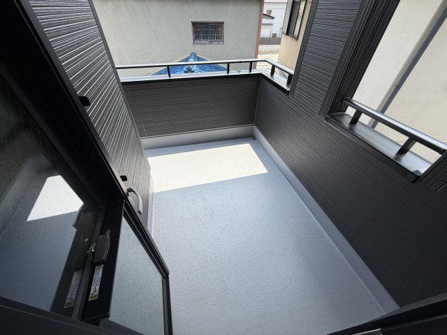 リーブルガーデン中区深井水池町のバルコニー