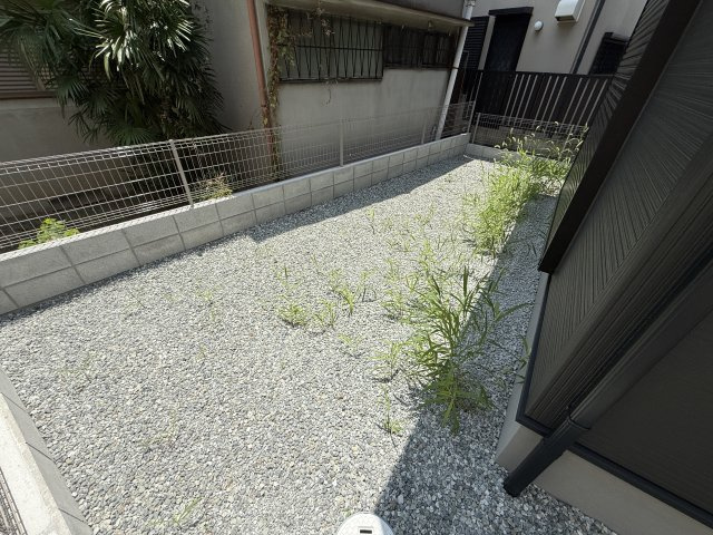 リーブルガーデン中区深井水池町の庭