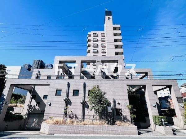 西船橋スクエアガーデンの外観