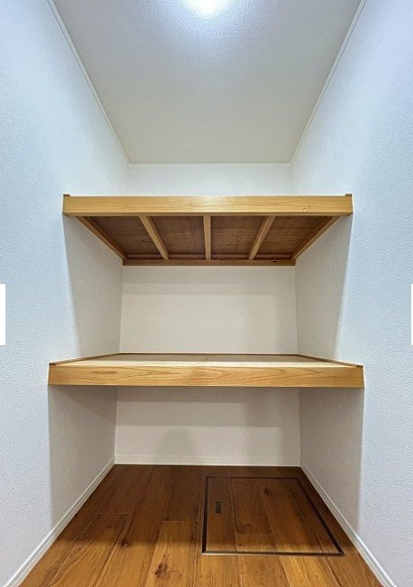 中古戸建　富士市伝法Rの収納|1階収納です