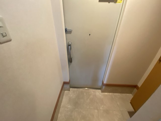 メゾン・アラモードの玄関