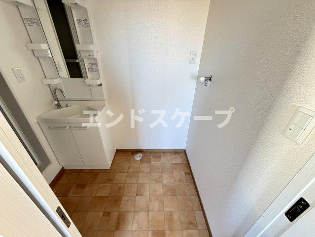 ユニヴェールの玄関|高崎、前橋のお部屋探しはエンドスケープまで！お客様の理想お聞かせ下さい♪