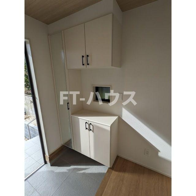 Koletこてはし台#02の玄関