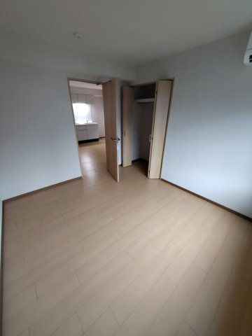ＣＥＮＴＲＡＬ　ＧＡＲＤＥＮ　ＲＥＳＩＤＥＮＣＥ　ＴＯＫＹＯの居間・リビング
