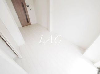 【居間・リビング】 | ガーラ・グランディ川崎西口 | 洋室のお部屋です。