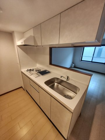 ＣＥＮＴＲＡＬ　ＧＡＲＤＥＮ　ＲＥＳＩＤＥＮＣＥ　ＴＯＫＹＯのキッチン